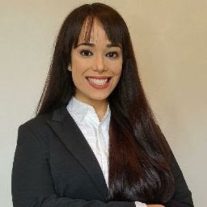 Meet your Posher, Adriana